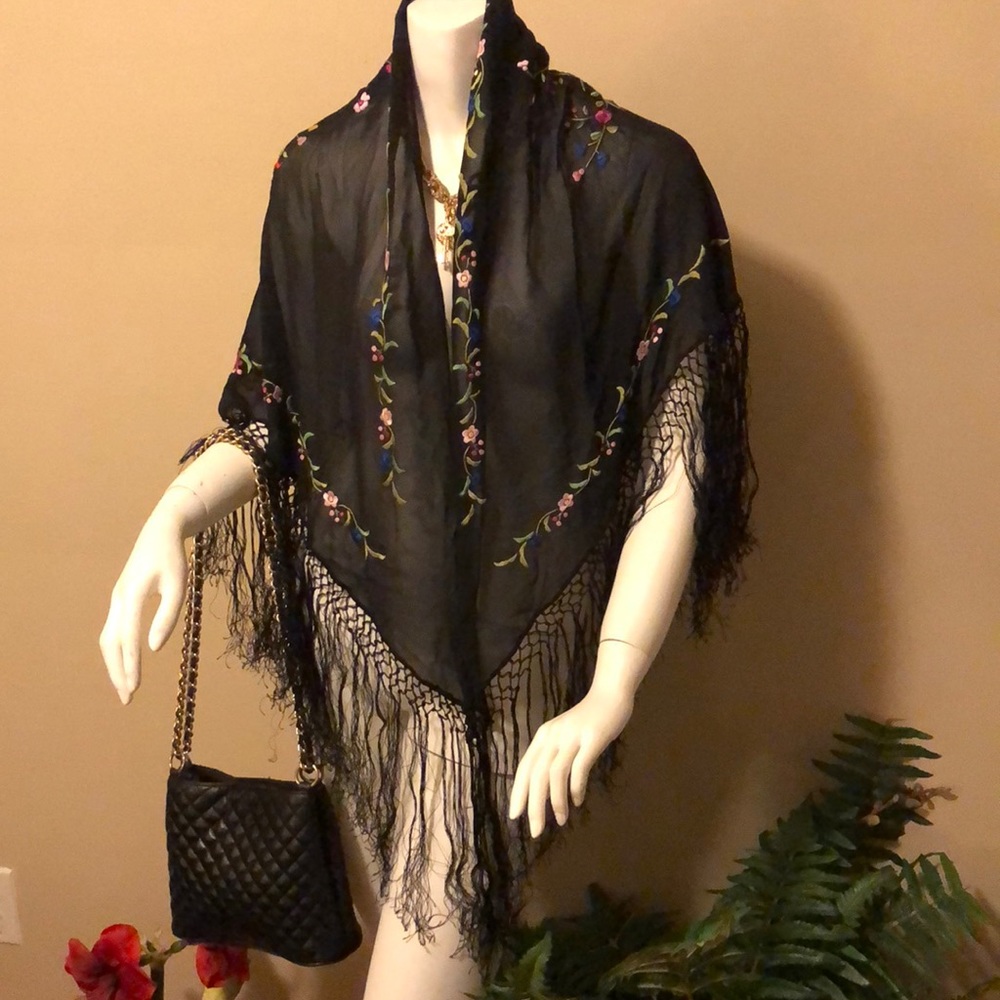 Scarf - Picture 3 of 5